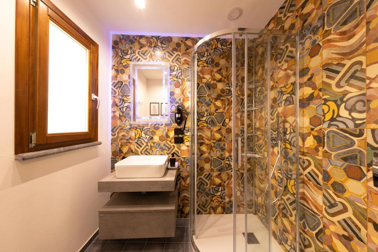 Mont°6 Apartment เชฟาลู ภายนอก รูปภาพ